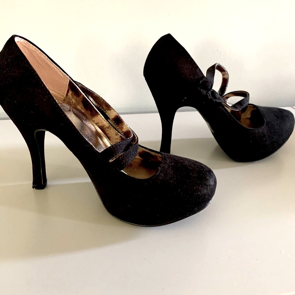 Beautiful Boutique Heels in Excellent Condition